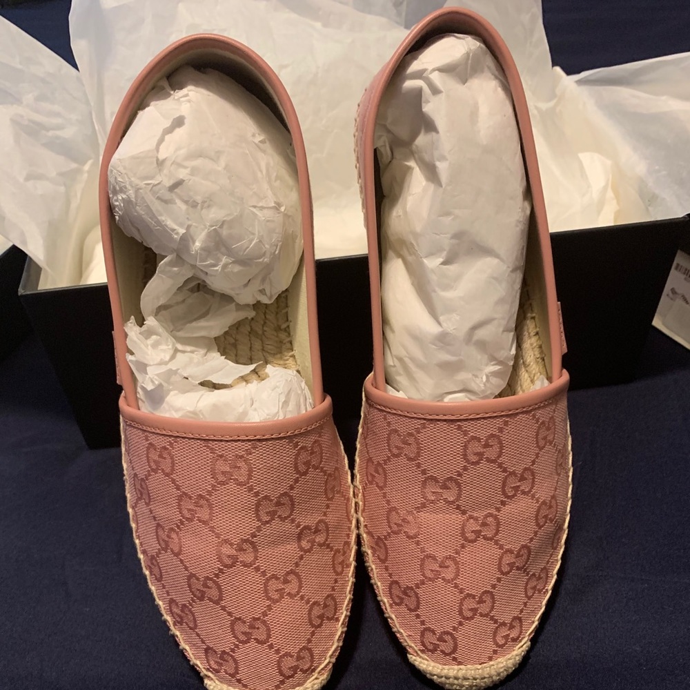 Meet your Posher, Dawn